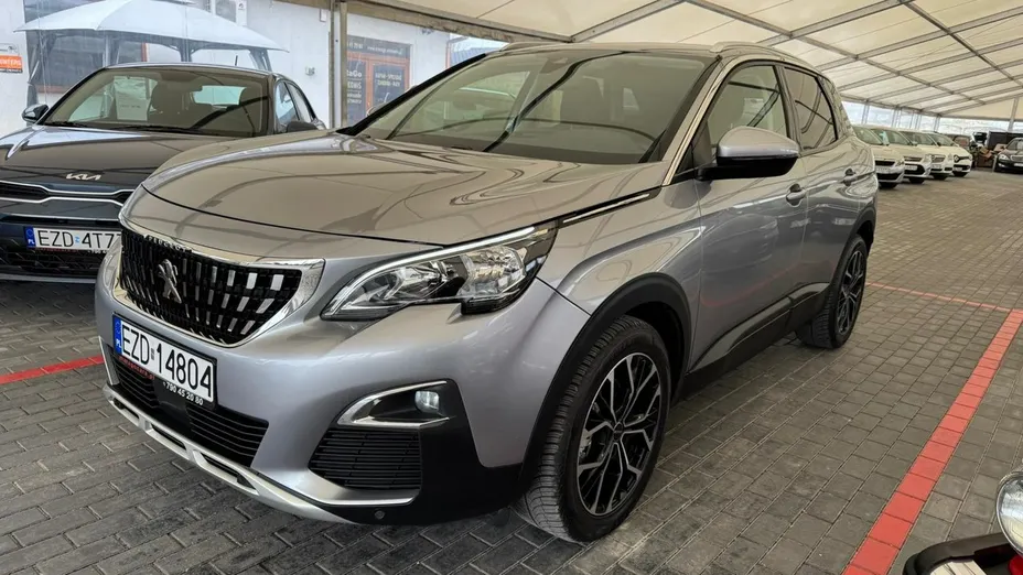 PEUGEOT 3008 -