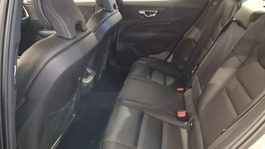 VOLVO S60 -