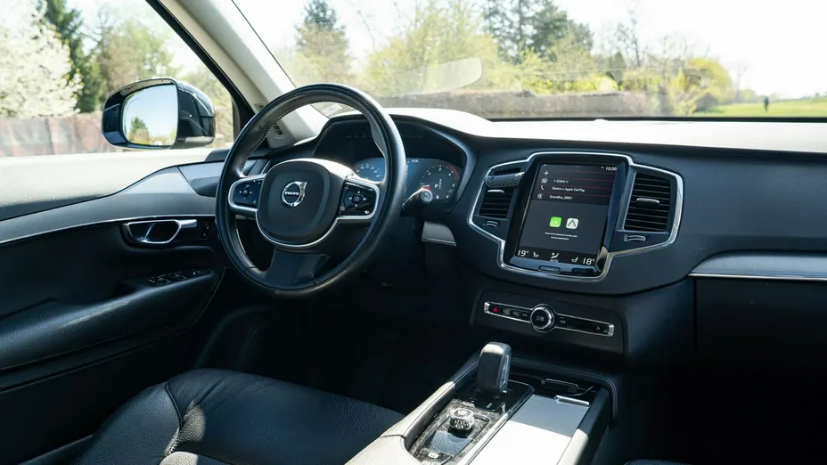 VOLVO XC90 -