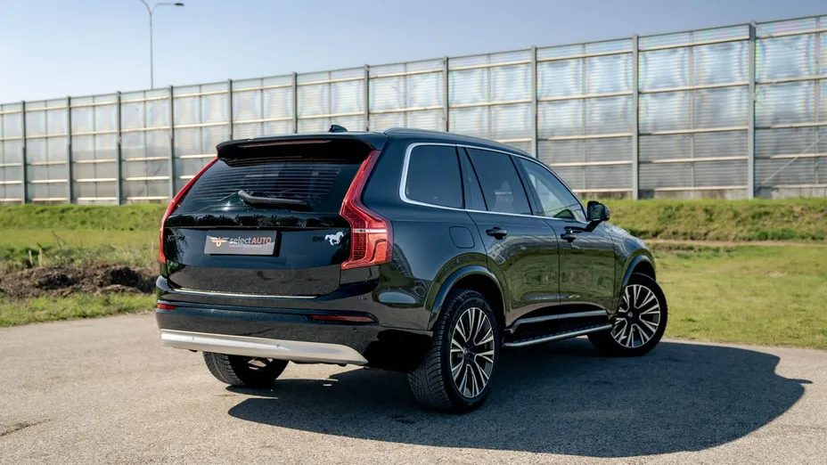 VOLVO XC90 -