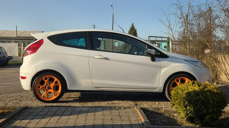FORD Fiesta -