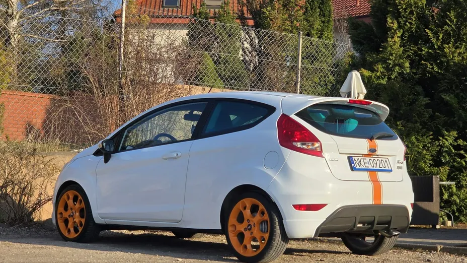 FORD Fiesta -
