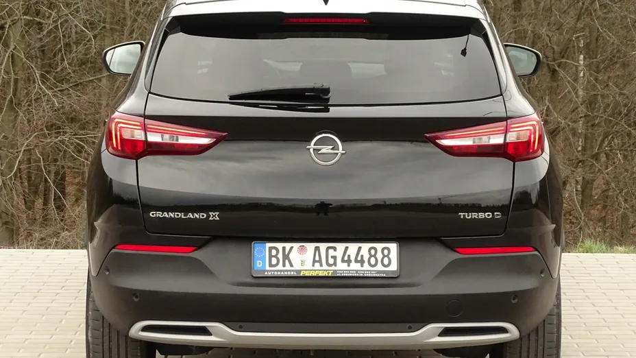OPEL Grandland X -
