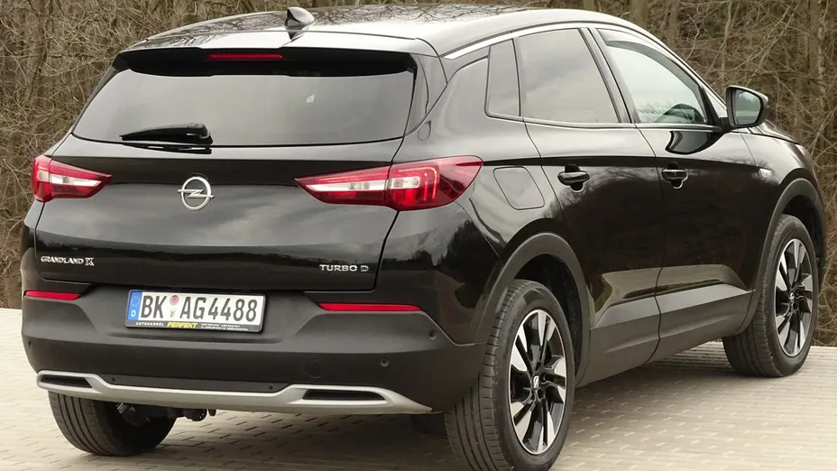 OPEL Grandland X -