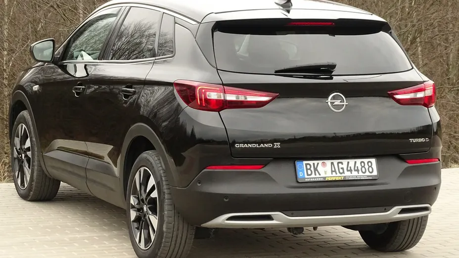 OPEL Grandland X -