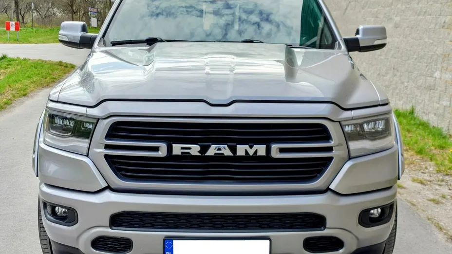 RAM 1500 -