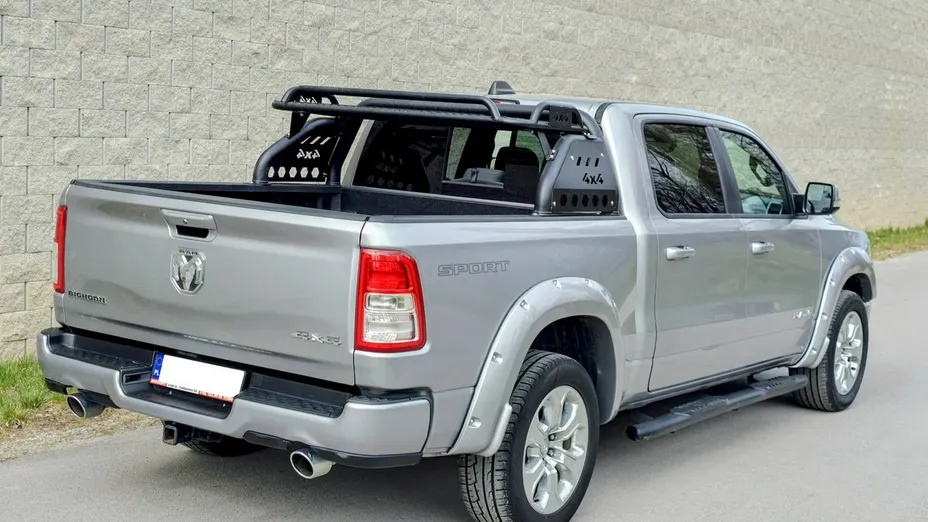 RAM 1500 -