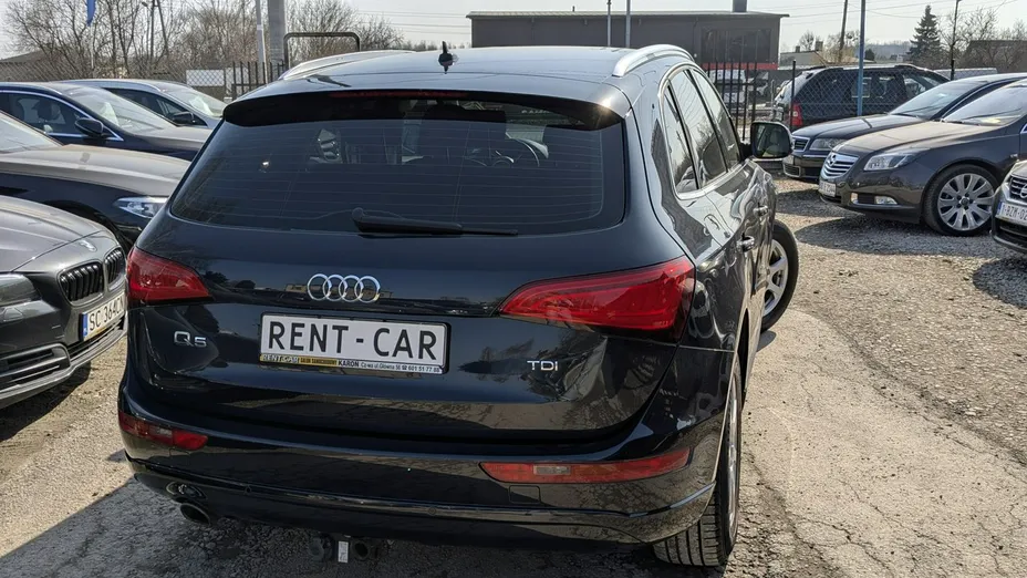 AUDI Q5 -