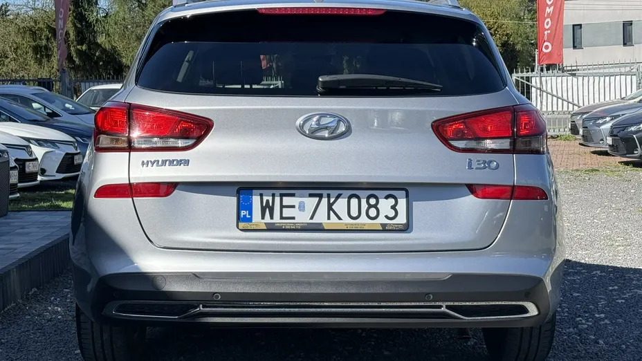 HYUNDAI i30 -