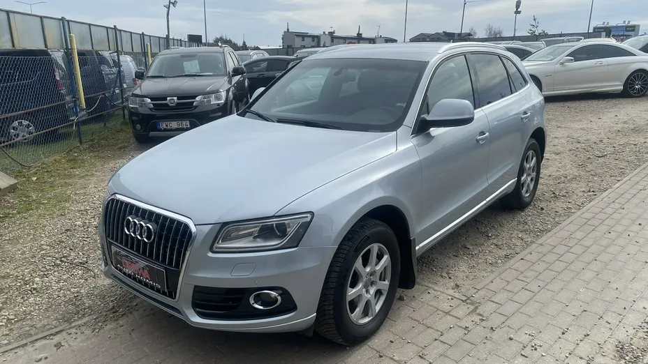 AUDI Q5 -