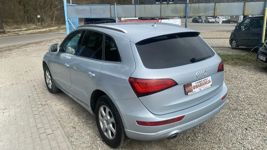 AUDI Q5 -