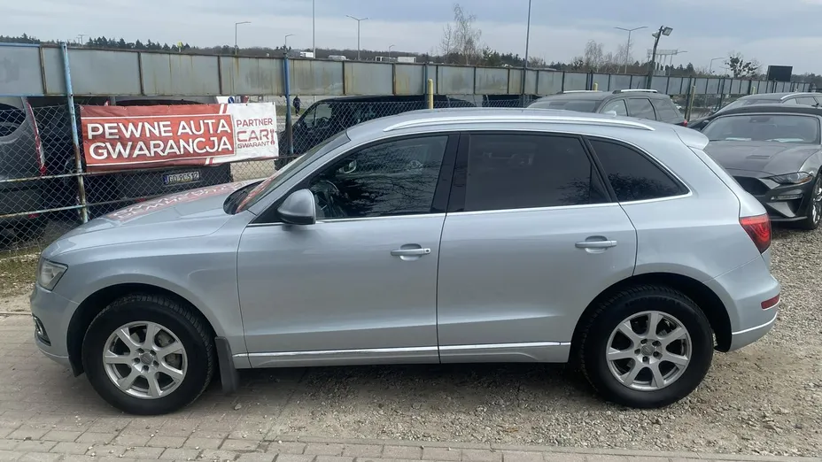 AUDI Q5 -