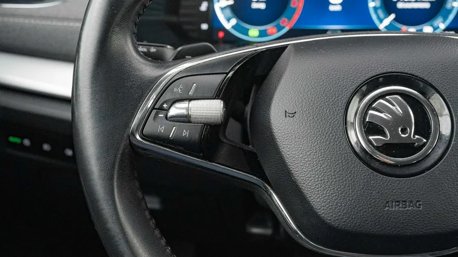 SKODA Octavia -