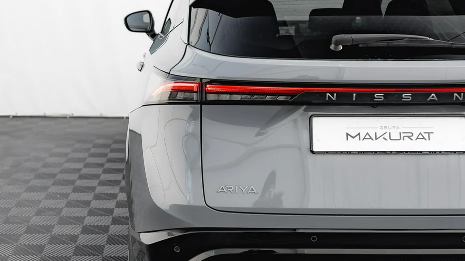 NISSAN Ariya -