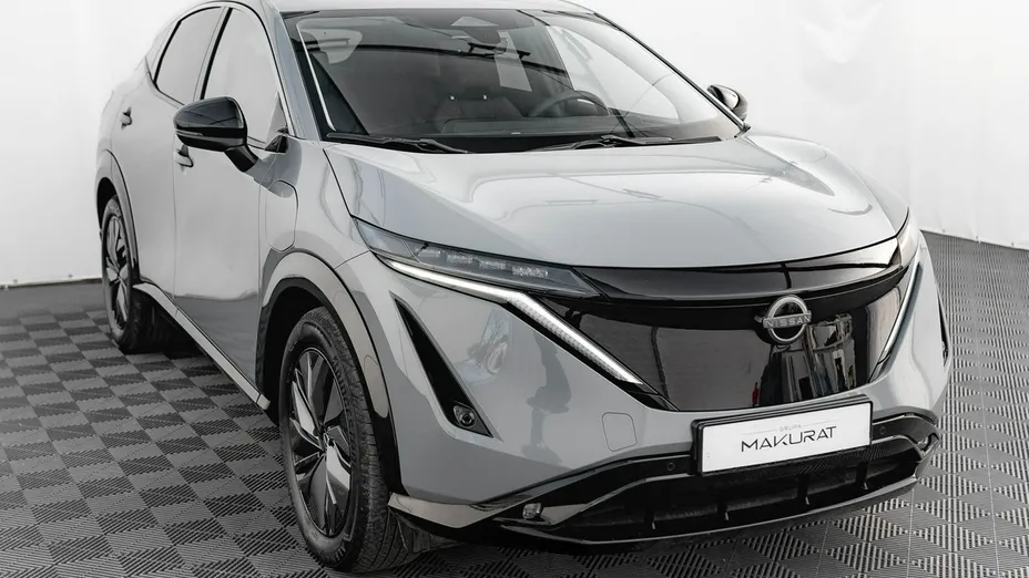 NISSAN Ariya -