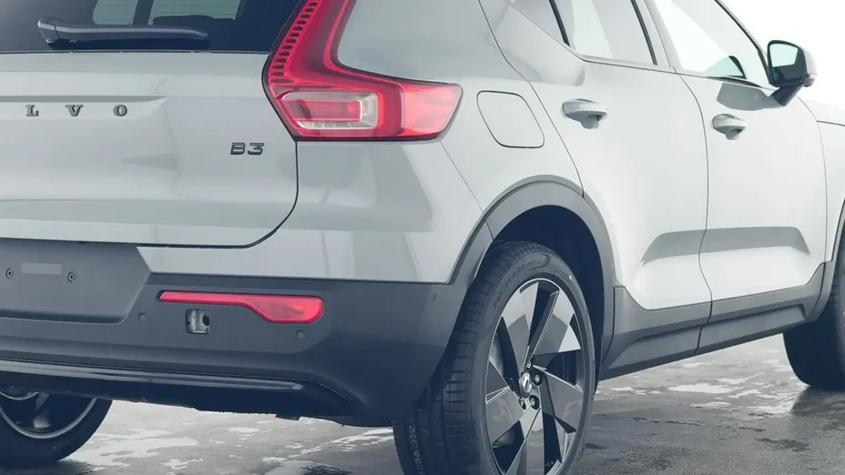 VOLVO XC40 -