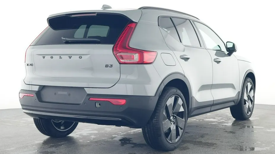 VOLVO XC40 -