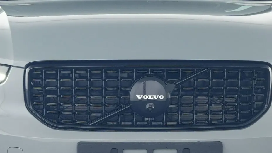 VOLVO XC40 -