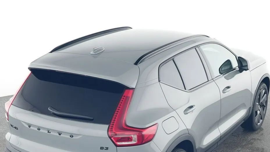 VOLVO XC40 -