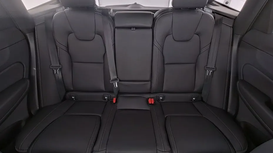 VOLVO XC60 -