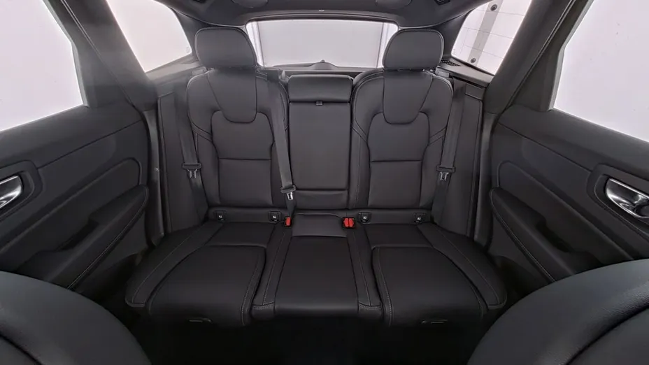 VOLVO XC60 -