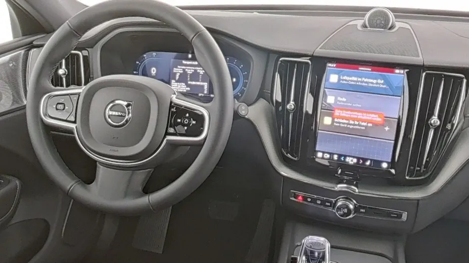 VOLVO XC60 -