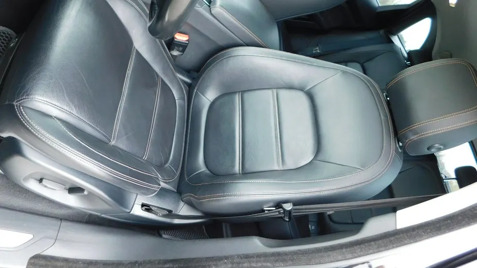 JAGUAR F-Pace -