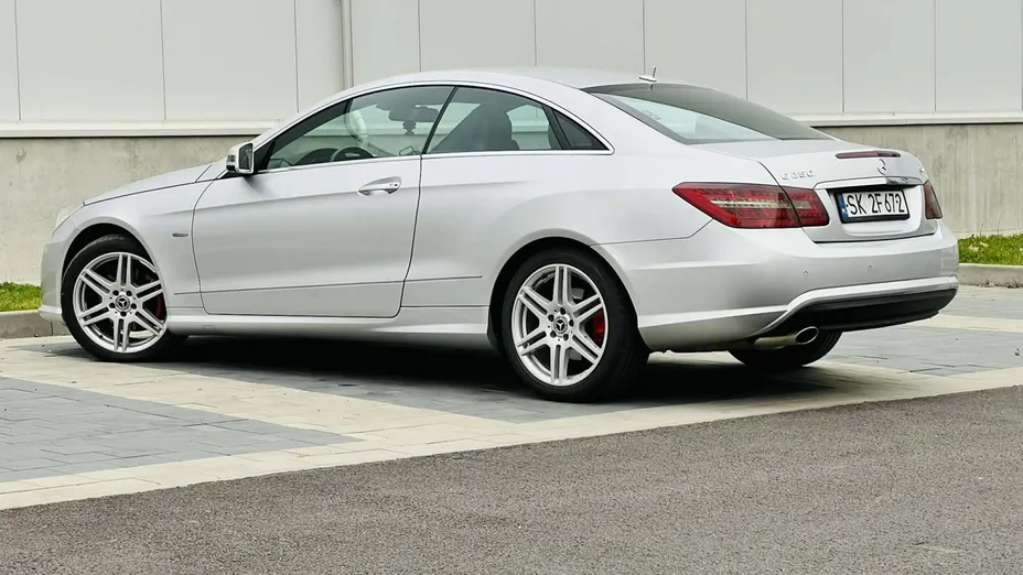 MERCEDES-BENZ E Klasa -