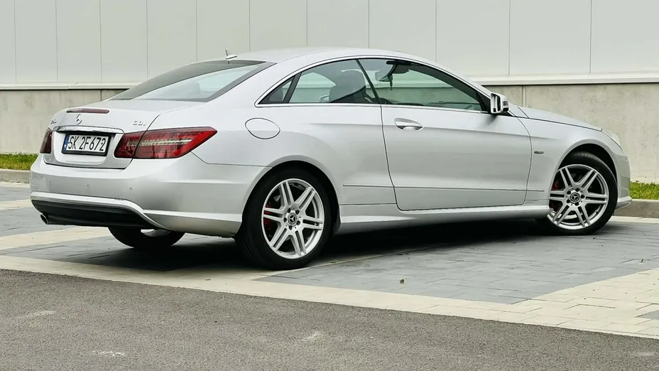 MERCEDES-BENZ E Klasa -