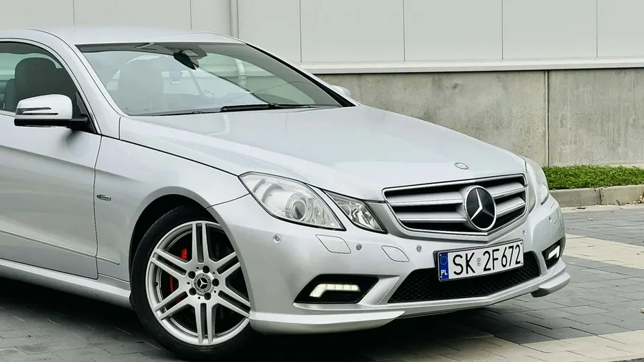MERCEDES-BENZ E Klasa -
