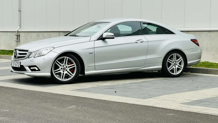 MERCEDES-BENZ E Klasa -