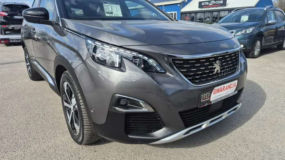 PEUGEOT 3008 -
