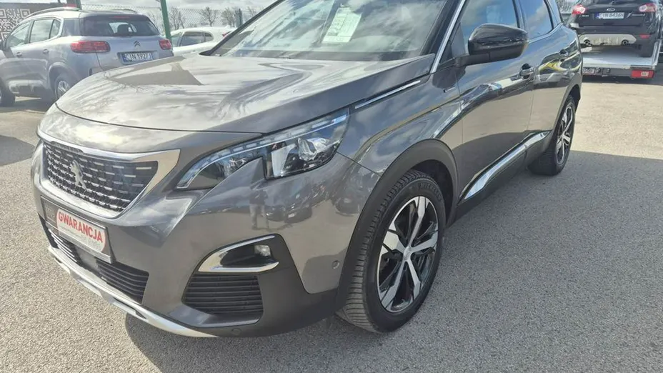 PEUGEOT 3008 -