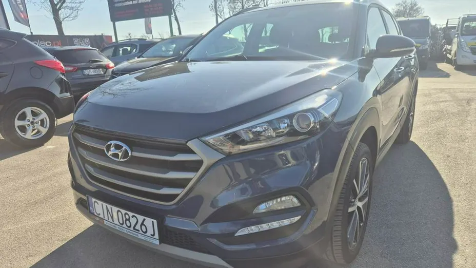 HYUNDAI Tucson -
