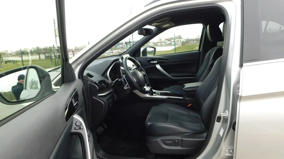 MITSUBISHI Eclipse Cross -