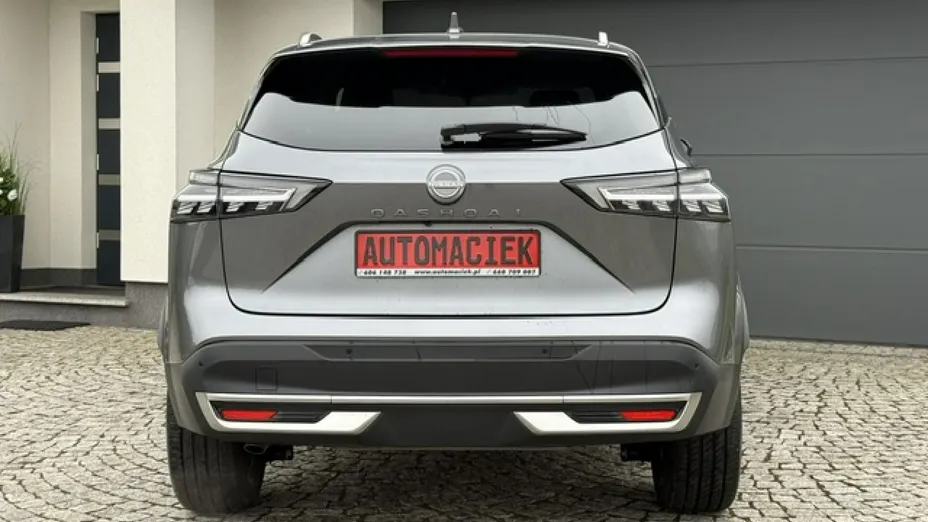 NISSAN Qashqai -