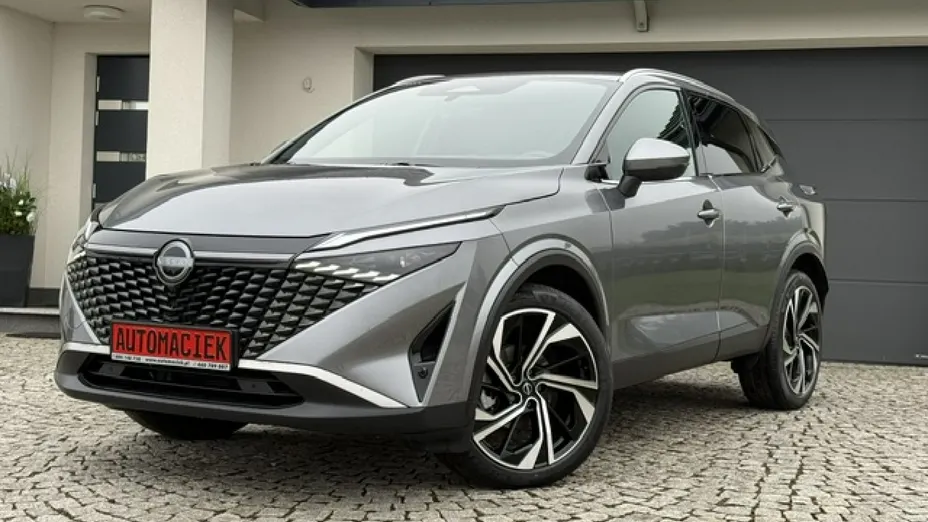NISSAN Qashqai -