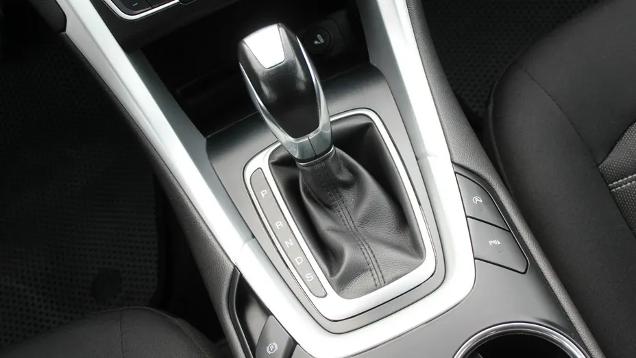 FORD Mondeo -