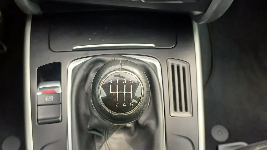 AUDI A4 -