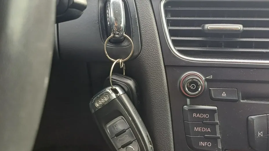AUDI A4 -