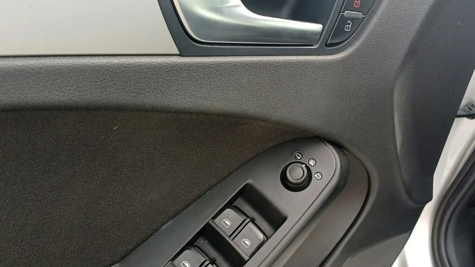 AUDI A4 -