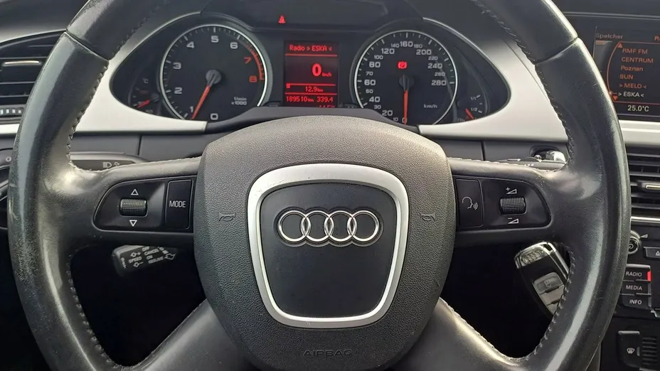 AUDI A4 -
