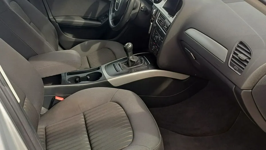 AUDI A4 -