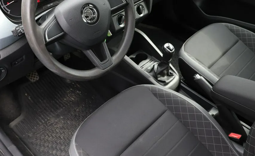 SKODA Fabia -