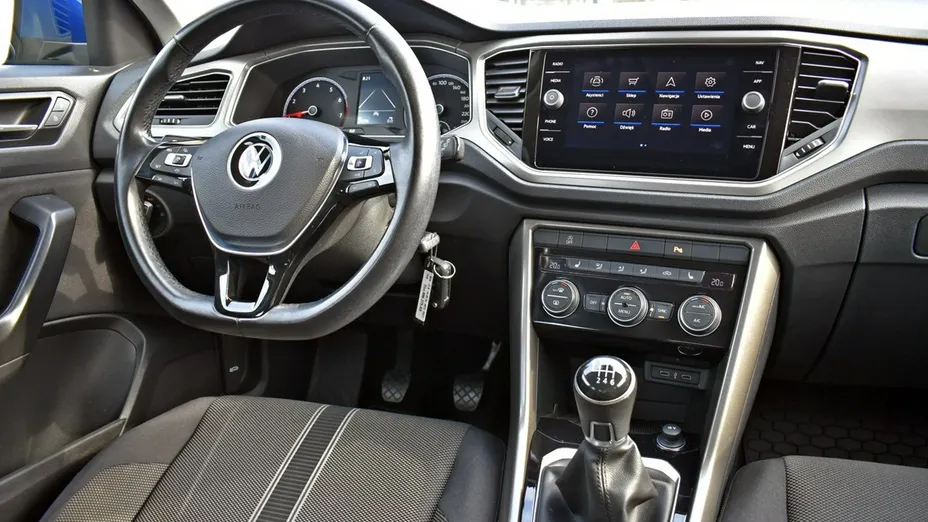 VOLKSWAGEN T-ROC -