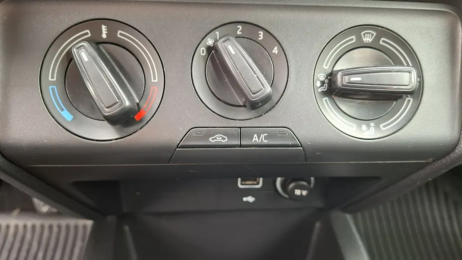 SKODA Fabia -