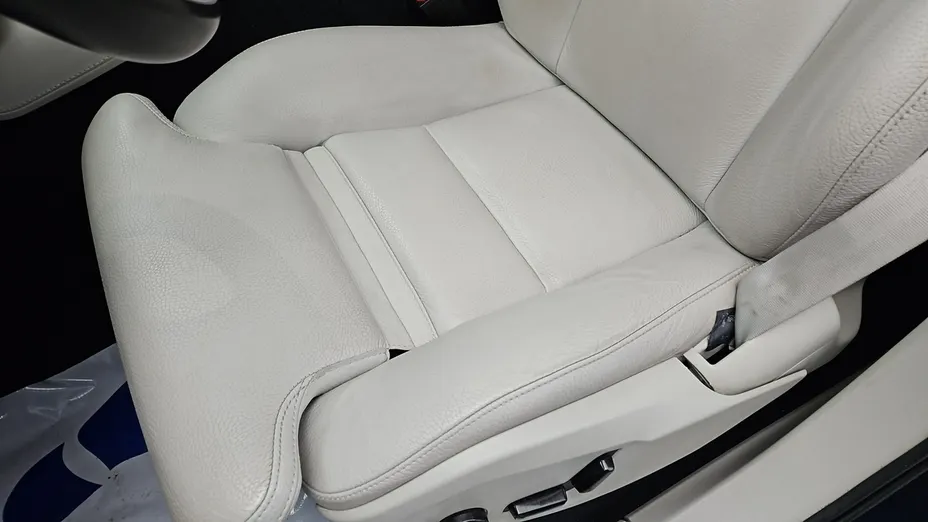 VOLVO XC90 -