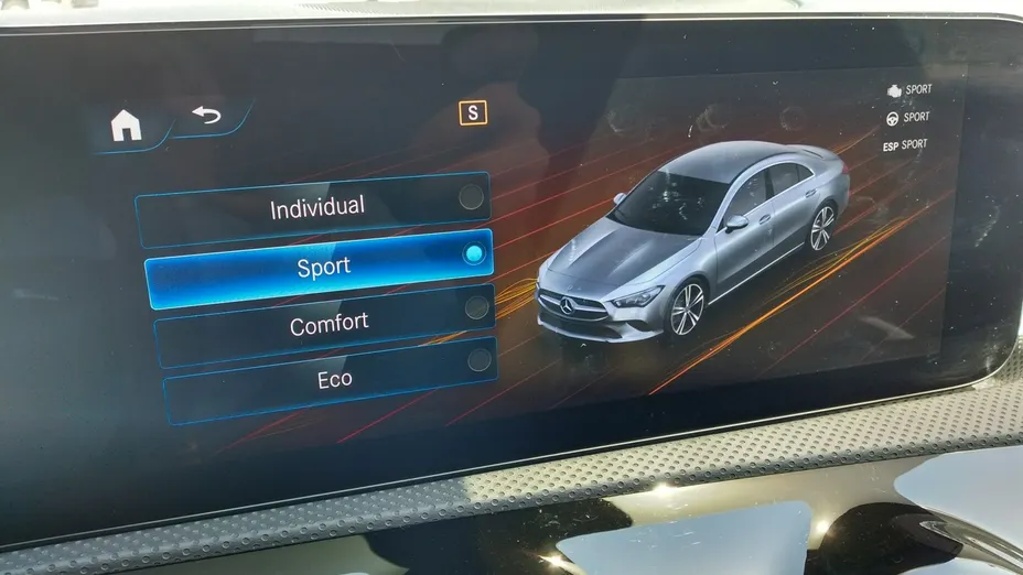 MERCEDES-BENZ CLA -