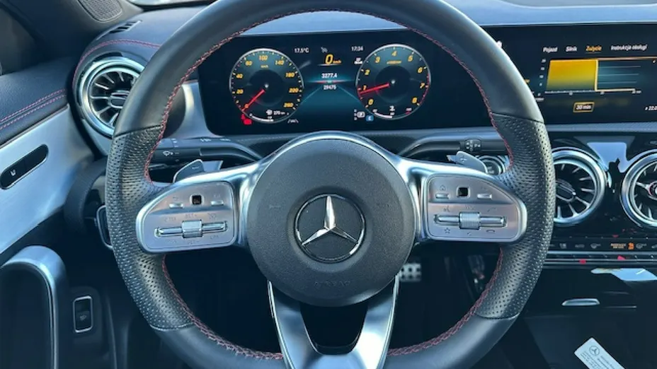 MERCEDES-BENZ CLA -