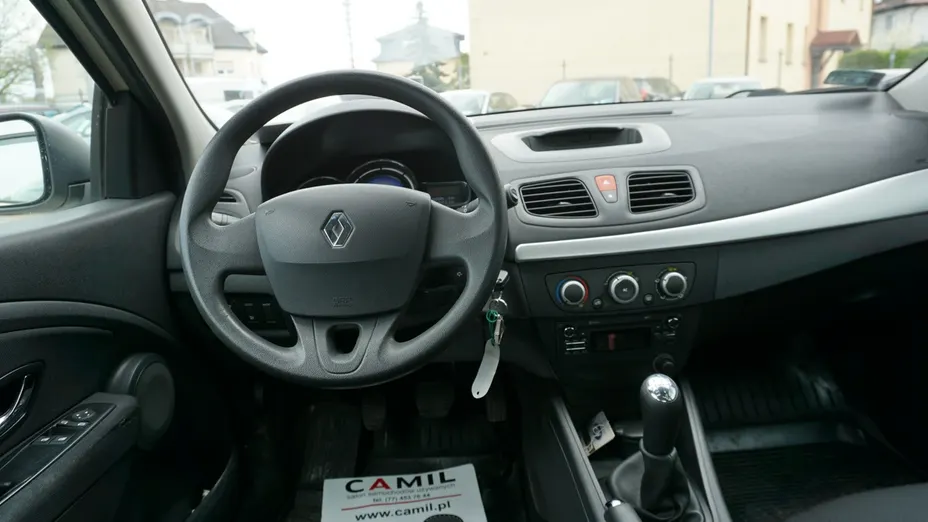 RENAULT Fluence -